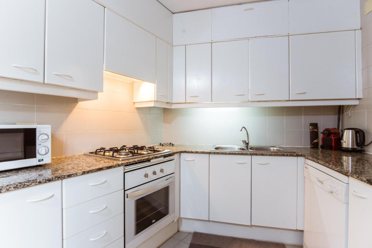 Two Bedroom Townhouse Within 10min Walk From Beach Apartment Barcelona